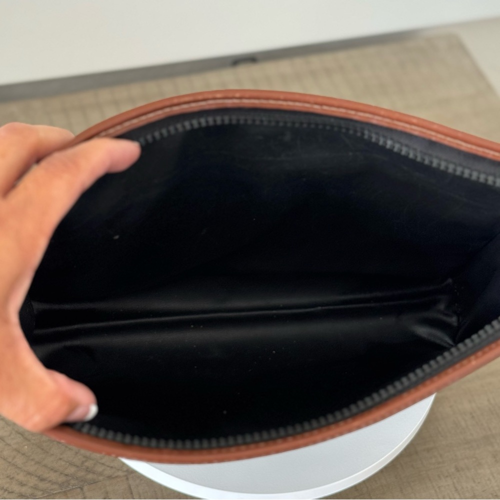 Celine Vintage Triomphe  Black Leather Clutch Bag - Picture 10 of 16